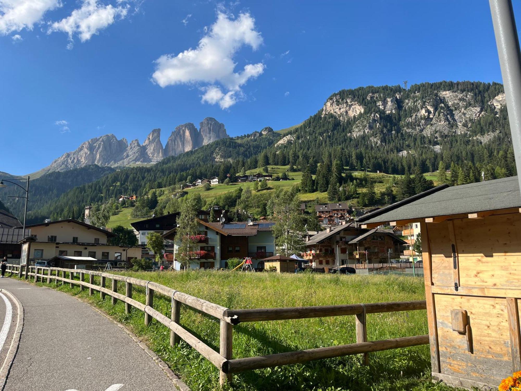 Mes Lastei Apartment Campitello di Fassa Exterior foto